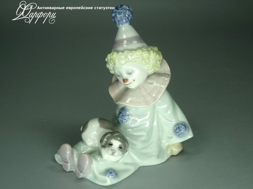 Купить фарфоровую статуэтку Lladro Маленький клоун
